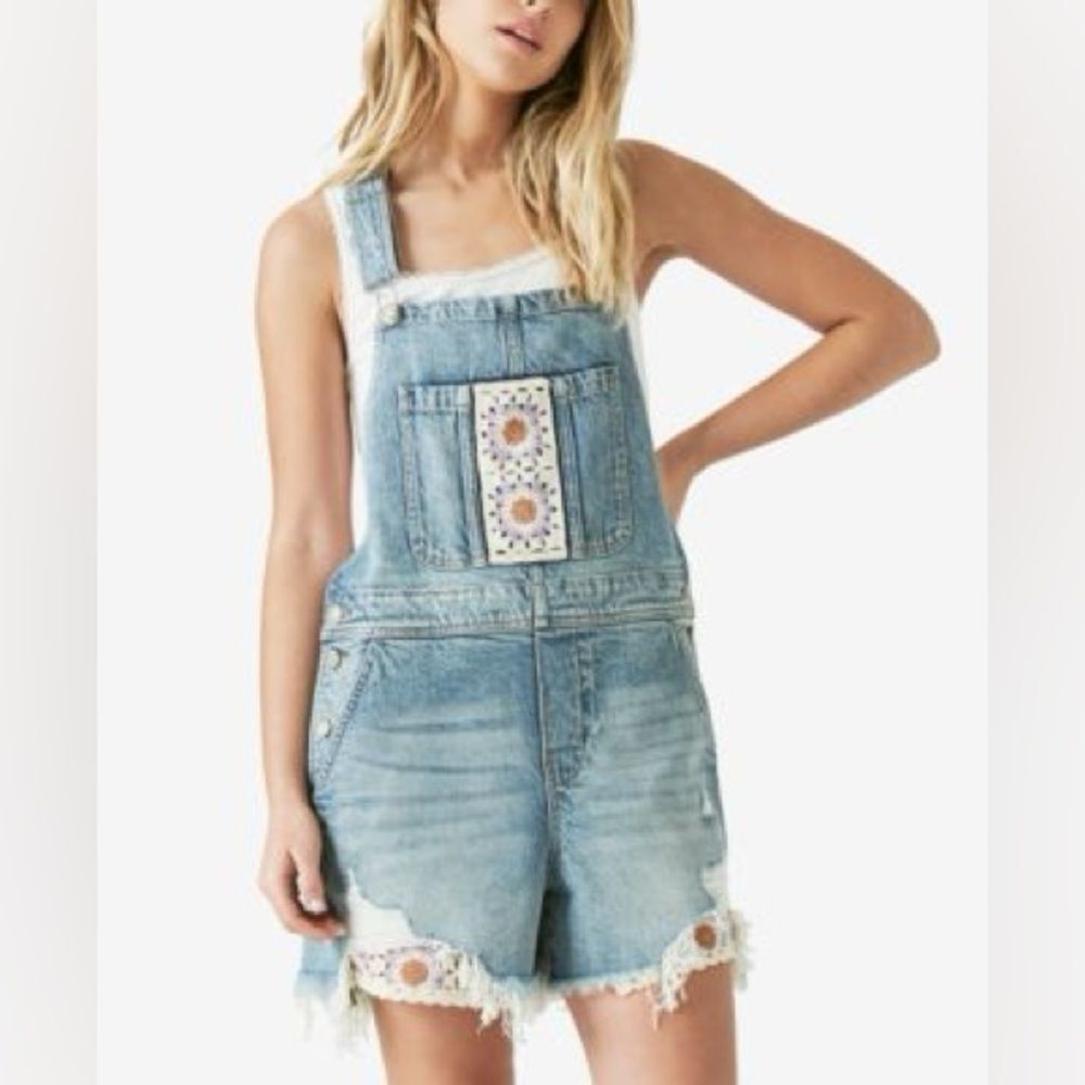 Lucky Brand Crochet Trim Denim Shortalls Overalls Floral Denim Sz XL